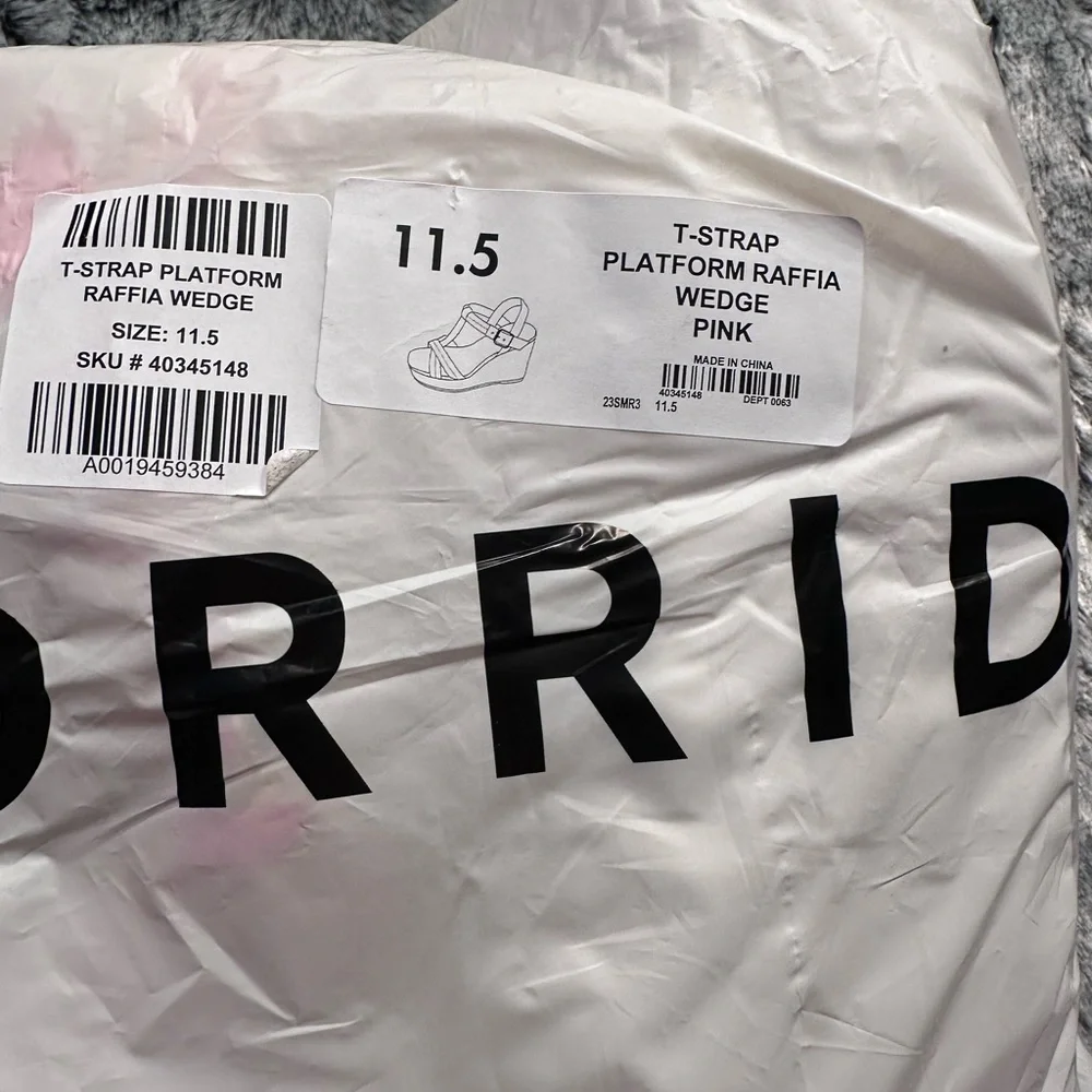 Torrid Size 11.5 Pink Wide Width T-Strap Platform Raffia Wedge Sandals NWT - Picture 10 of 10